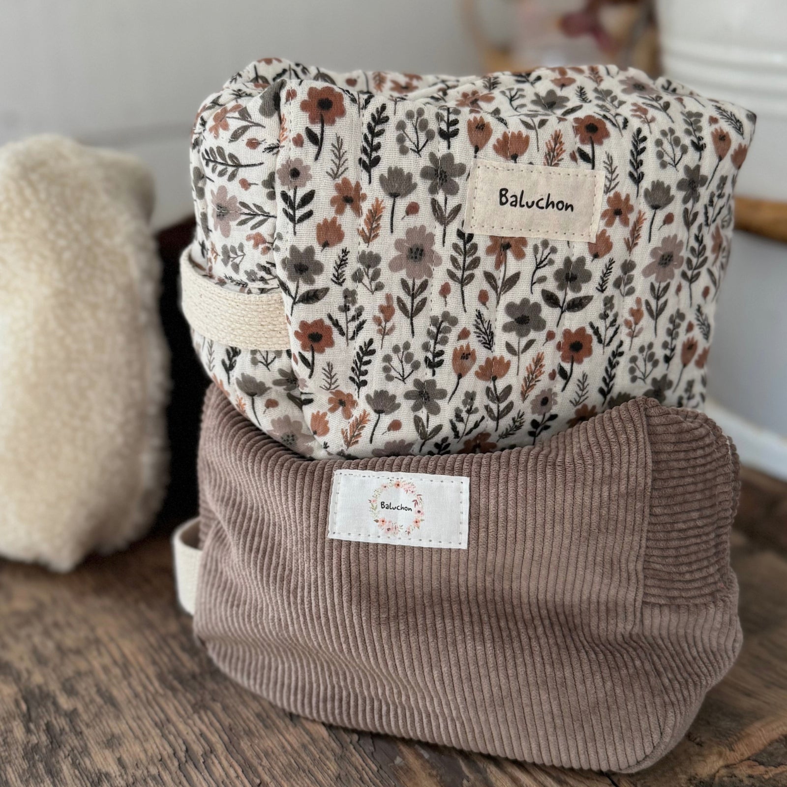 Sac à cosmétique format moyen avec sangle