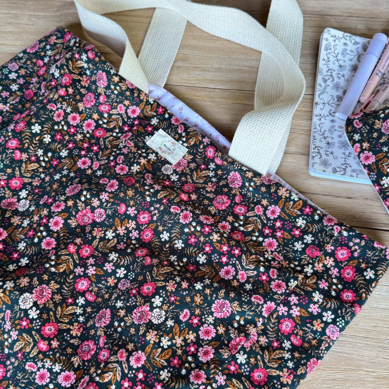 Sac cabas en corduroy fleuri