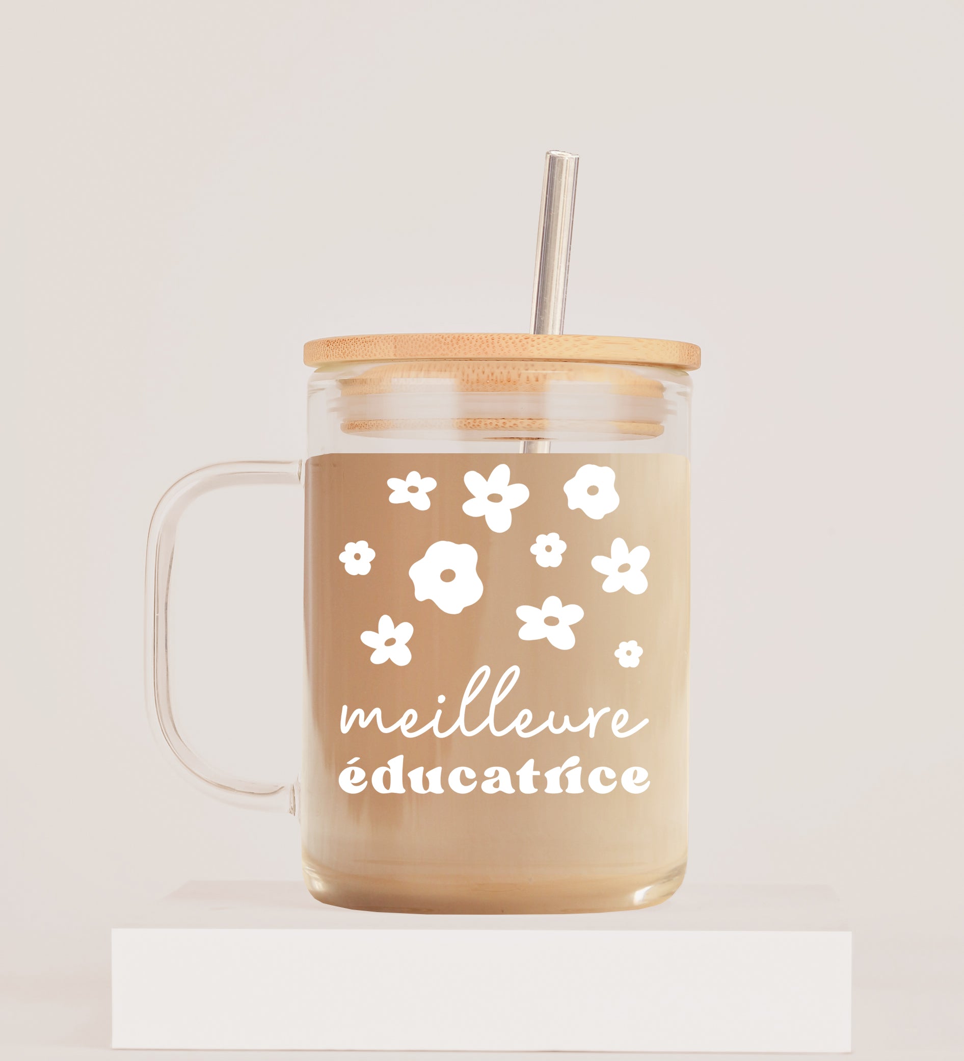 TASSEMEILLEUREEDUCATRICEFLEURSBLANCHES.jpg