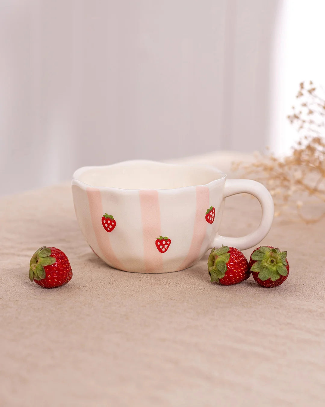 Tasse en céramique - Rayures de fraises