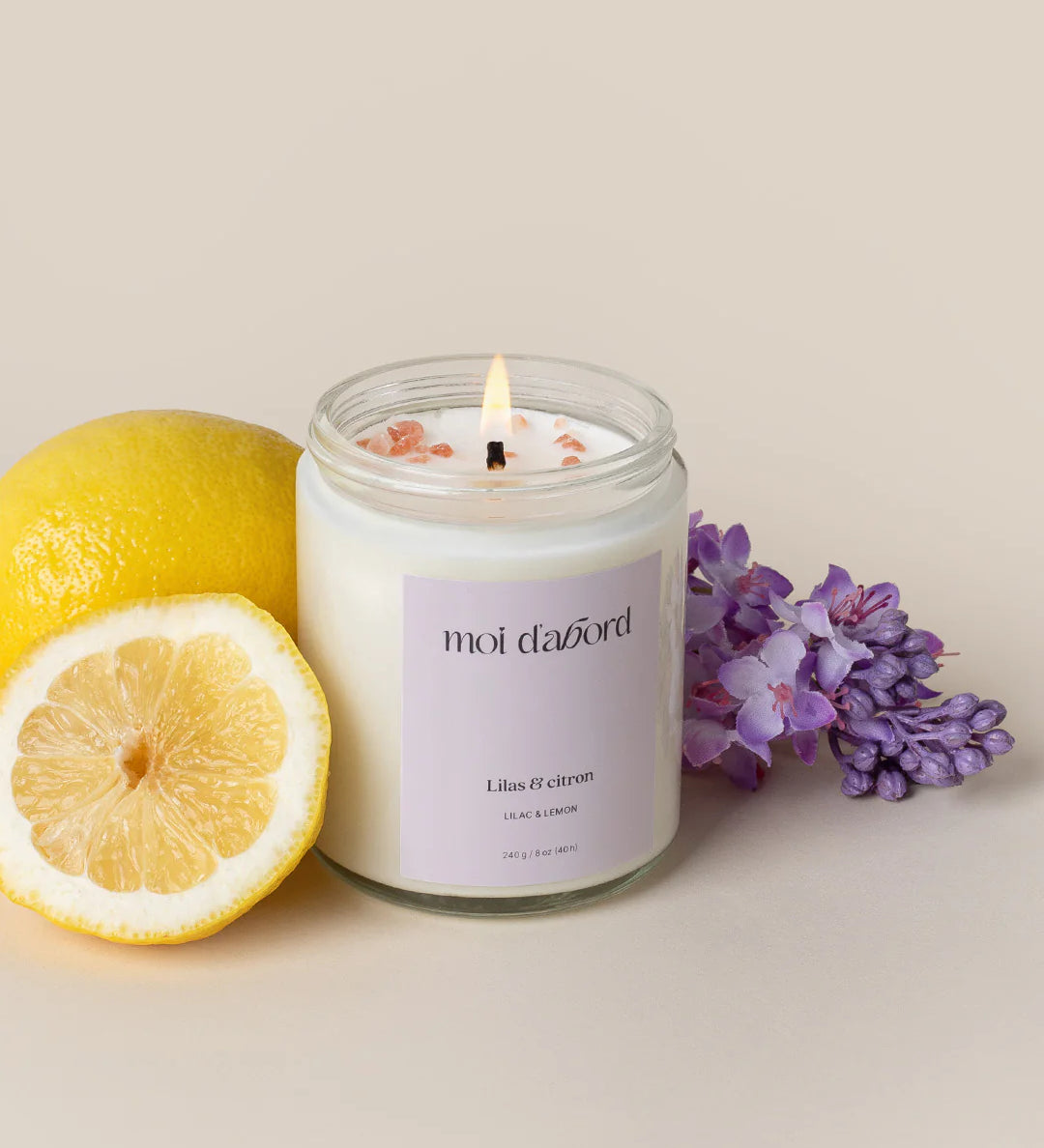 bougie-soja-quebec-lilas-citron-2_2bc23726-9838-449d-8063-dc8b790c0eed.webp