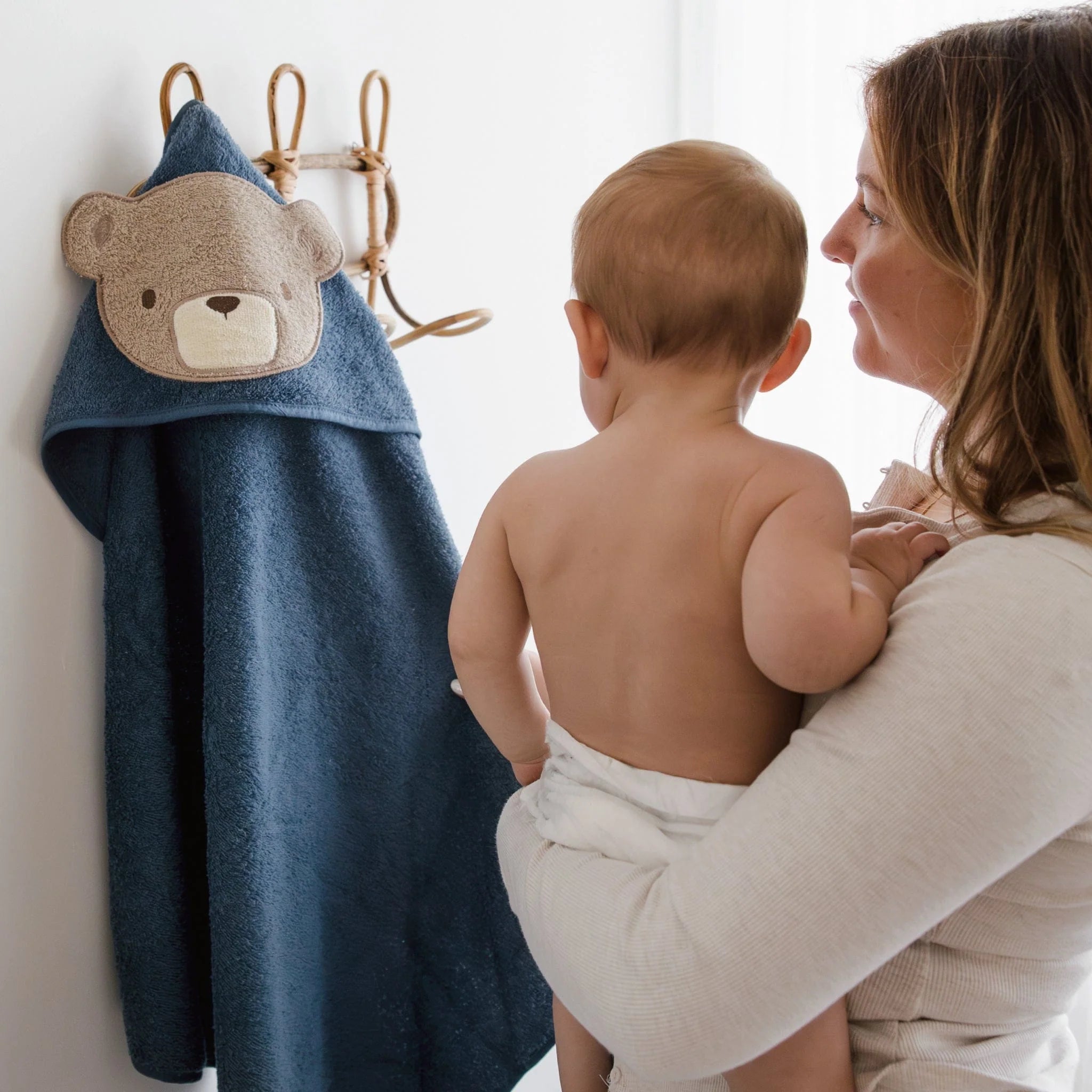 Serviette à capuchon pour bébé - Ours