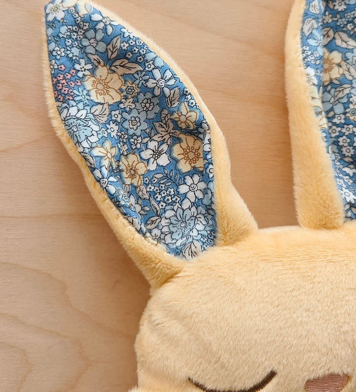 veille-sur-toi-dd-001-08-doudou-lapin-marcel-endormi-jaune-fleuri-veille-sur-toi-vendu-par-veille-sur-toi-1244811058_700x_f875bd5e-4889-45d6-857c-e979b19e5f82.webp
